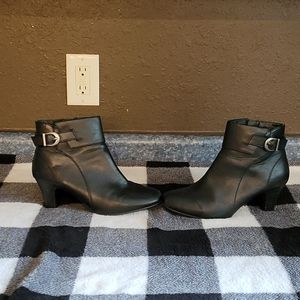 Black ankle high heel boots